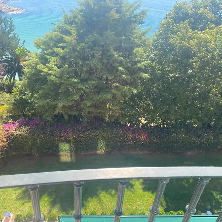 Apartment Lovely 1-bed In Spain Portonovo