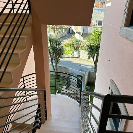 Apartment Lovely 1-bed In Spain Portonovo