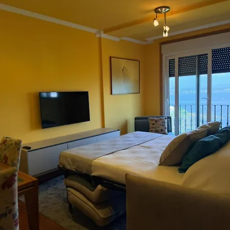 2 Bed Sleeps 4 - Two Tvs - Free Parking Apartamento *