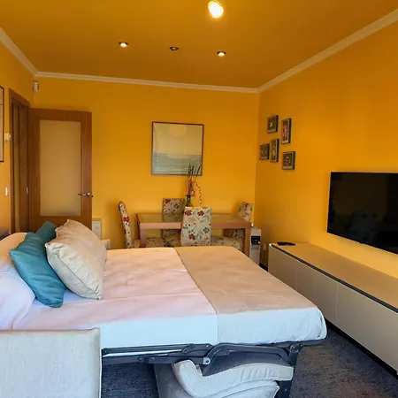 Apartamento 2 Bed Sleeps 4 - Two Tvs - Free Parking Portonovo